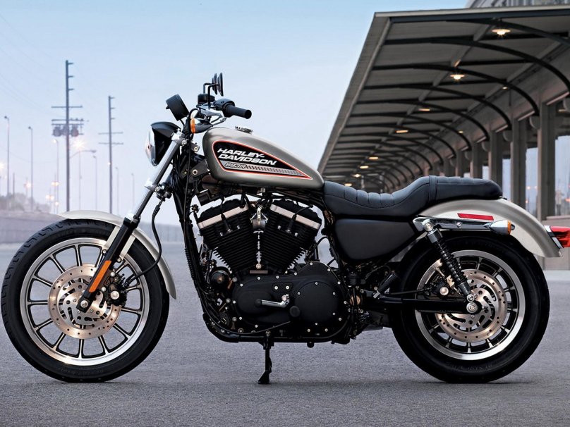 Харлей Дэвидсон Sportster 883