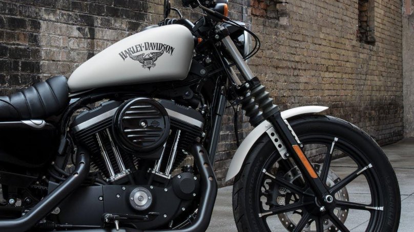 Харлей Дэвидсон спортстер 883