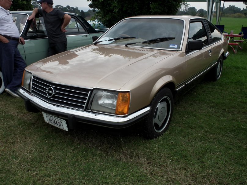 Опель Монза 1980