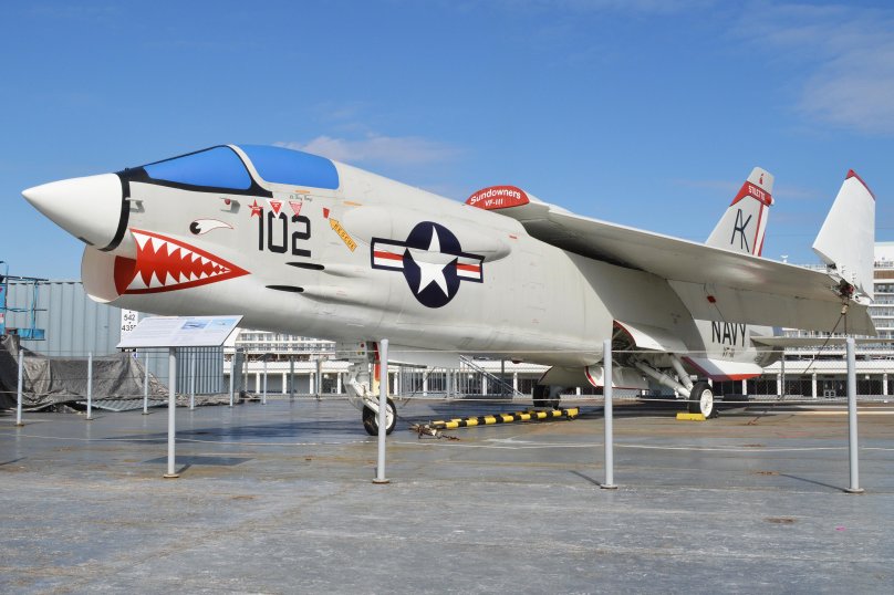 Vought f-8 Crusader фото