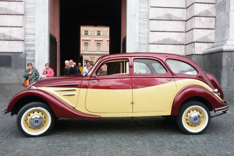 Peugeot 402 1936