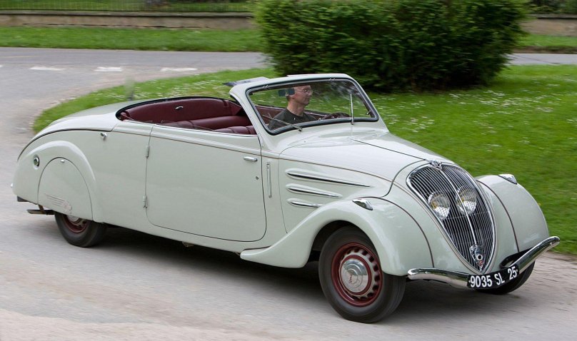 Peugeot 402 1938