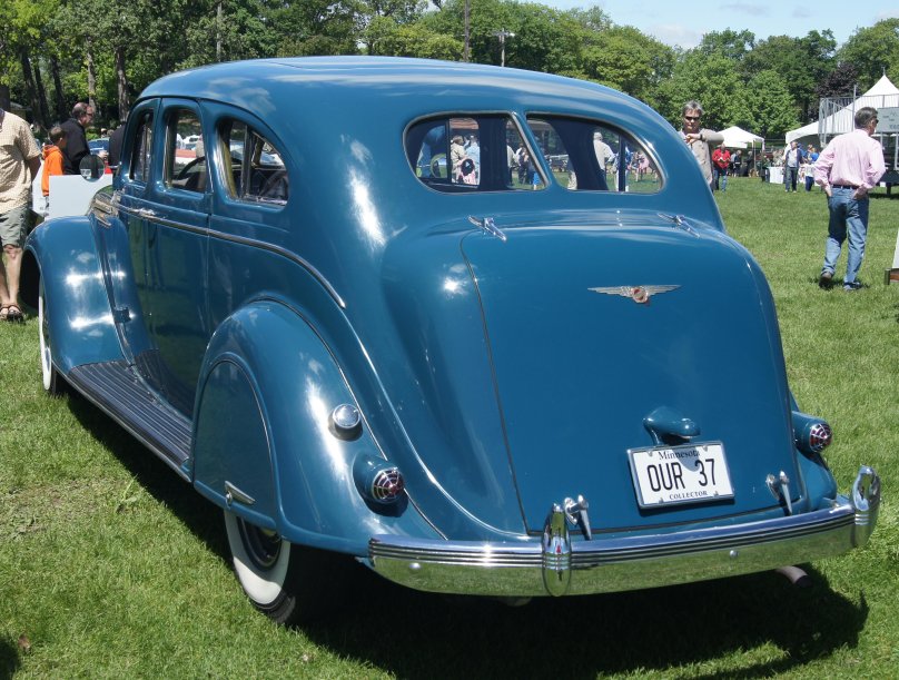 Chrysler Airflow 1938