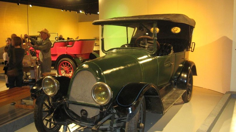 Автомобили 1915 года