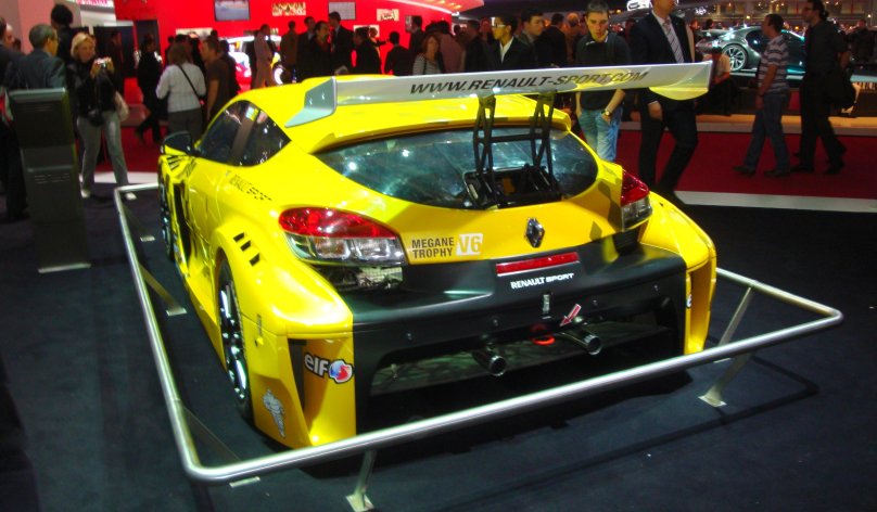 Рено Меган трофи