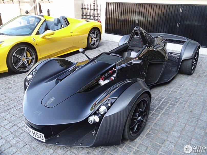 Одноместный спорткар