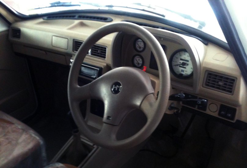 Хиндустан Амбассадор 2014