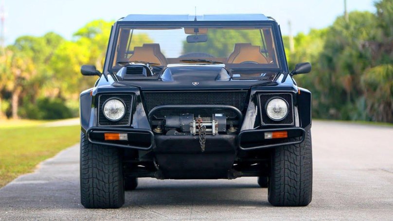 Lamborghini внедорожник lm002