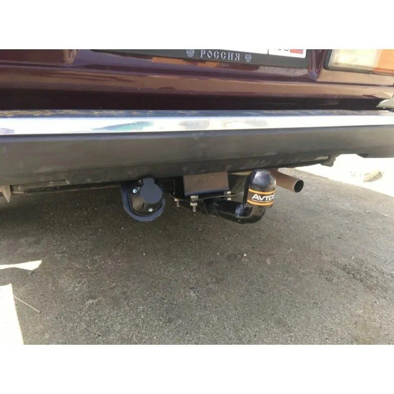 Съёмный фаркоп на ВАЗ 2107