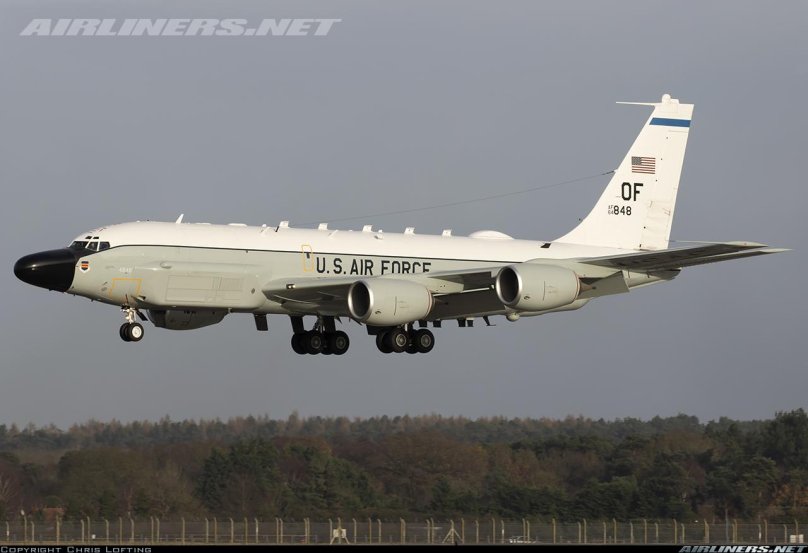 Самолет RC-135u