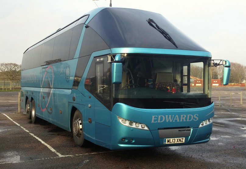 Неоплан Старлайнер