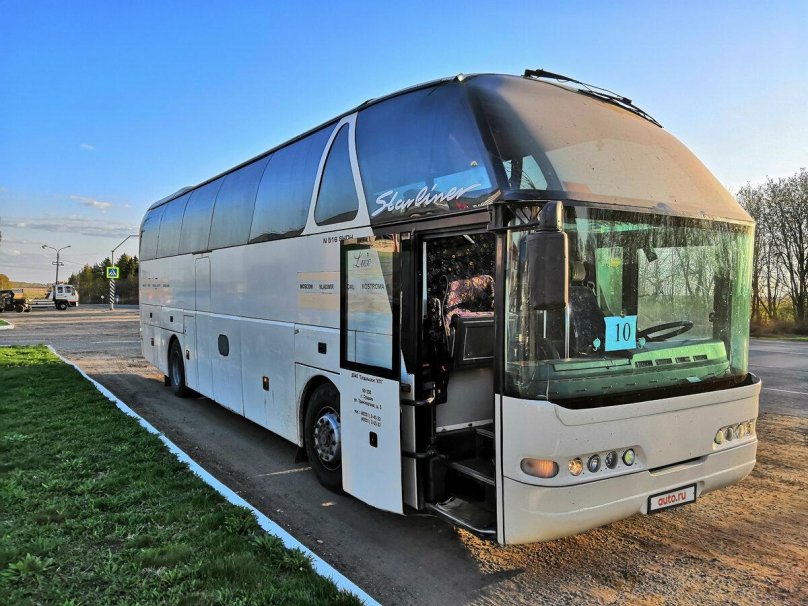 Неоплан Старлайнер 2000