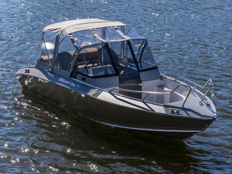 Катер Сильвер Фокс