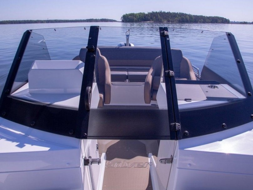 Моторная лодка Silver Fox DS, 2005г.в