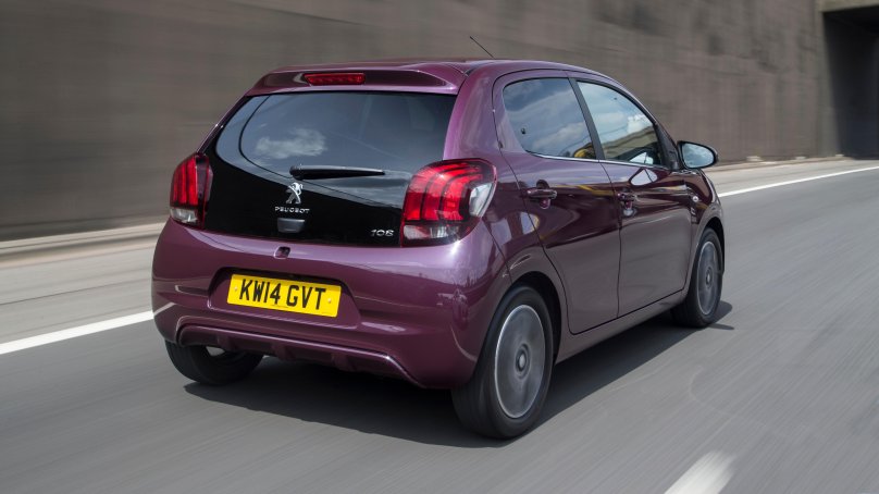 Пежо 108 седан