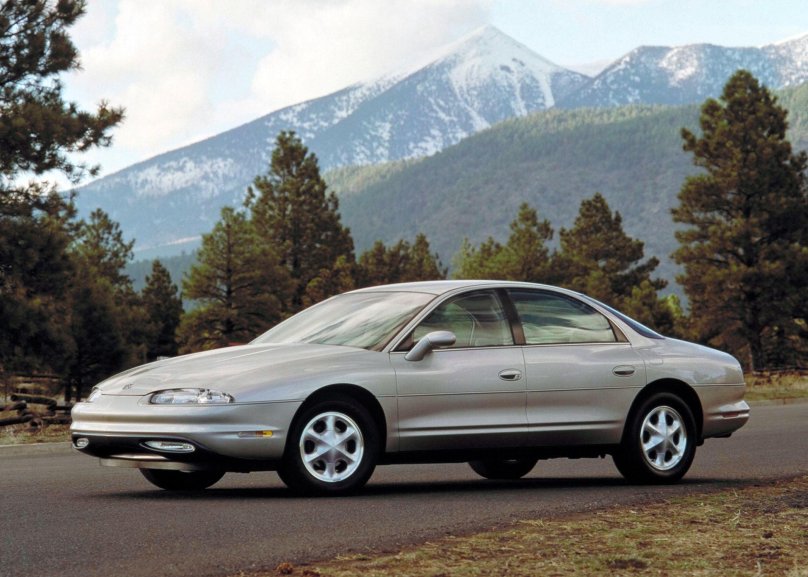 Олдсмобиль Аврора 1995
