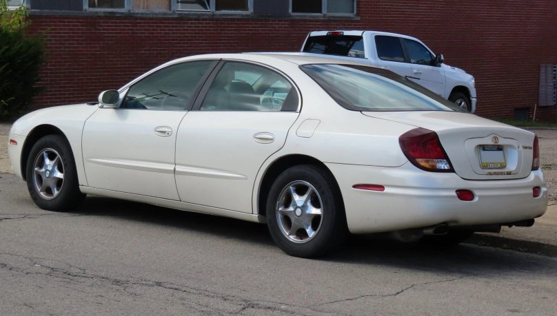 Oldsmobile Aurora 1995
