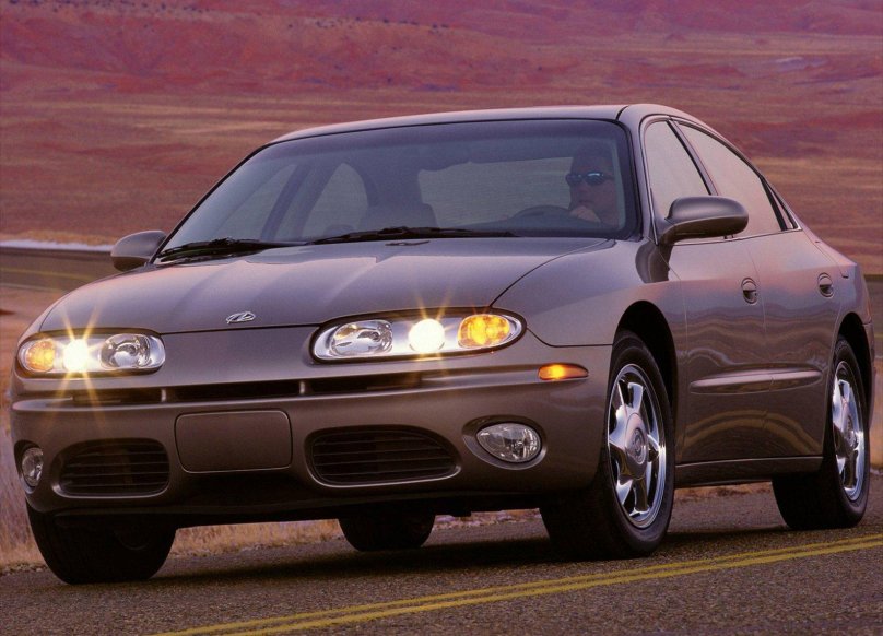 Oldsmobile Aurora 1995