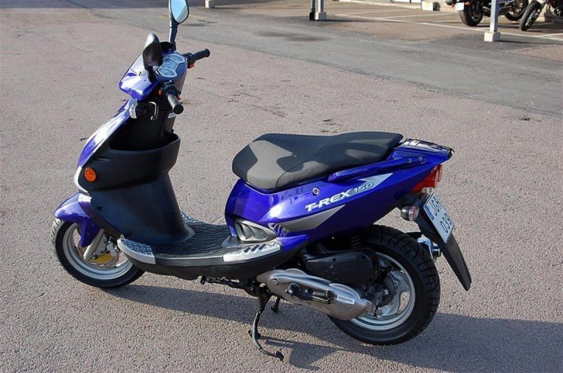 Скутер Rex 750