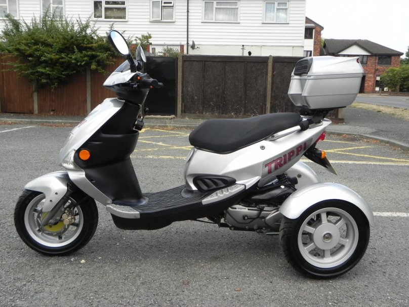 Трицикл 50 кубов