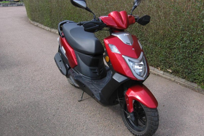 Скутер Rex 50