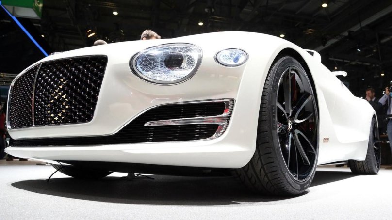 Bentley-exp12 белый