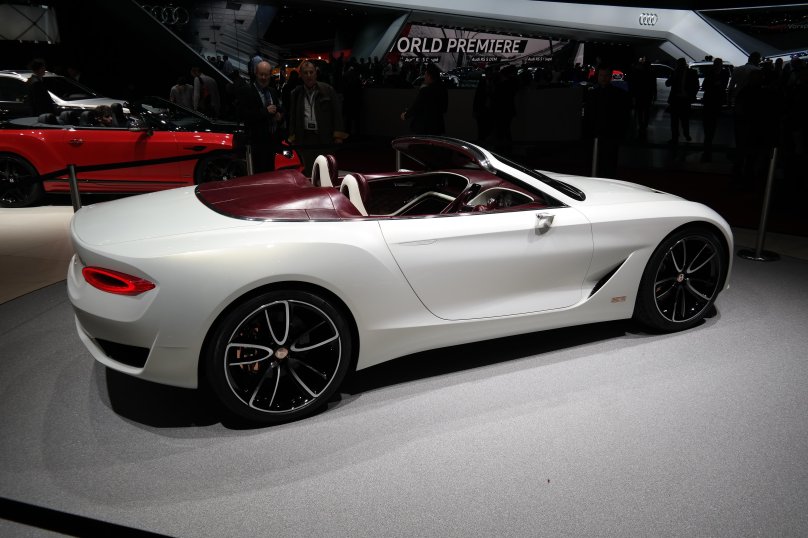 Bentley Exp 10 Speed 6