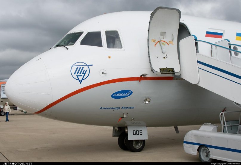 Самолет ту 334