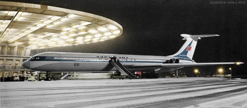 Ил-62 в Шереметьево
