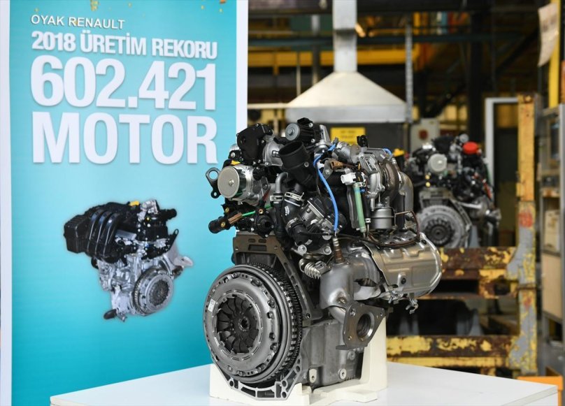 Рено Моторс