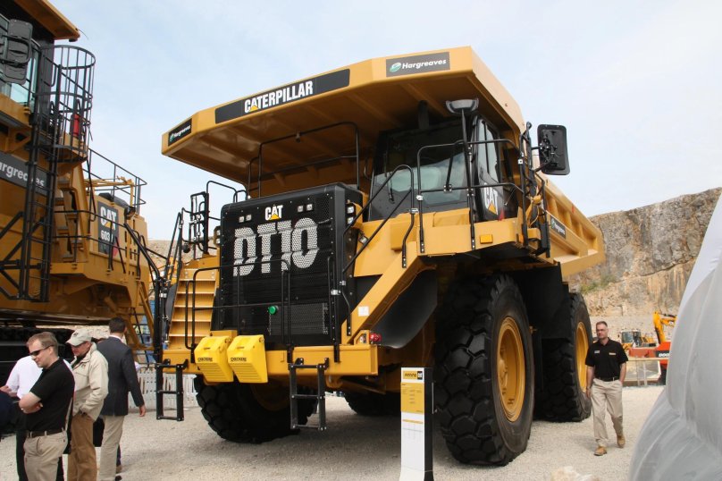 Самосвалы Катерпиллер 777е