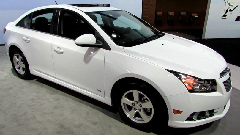 Chevrolet Cruze 2014 хэтчбек