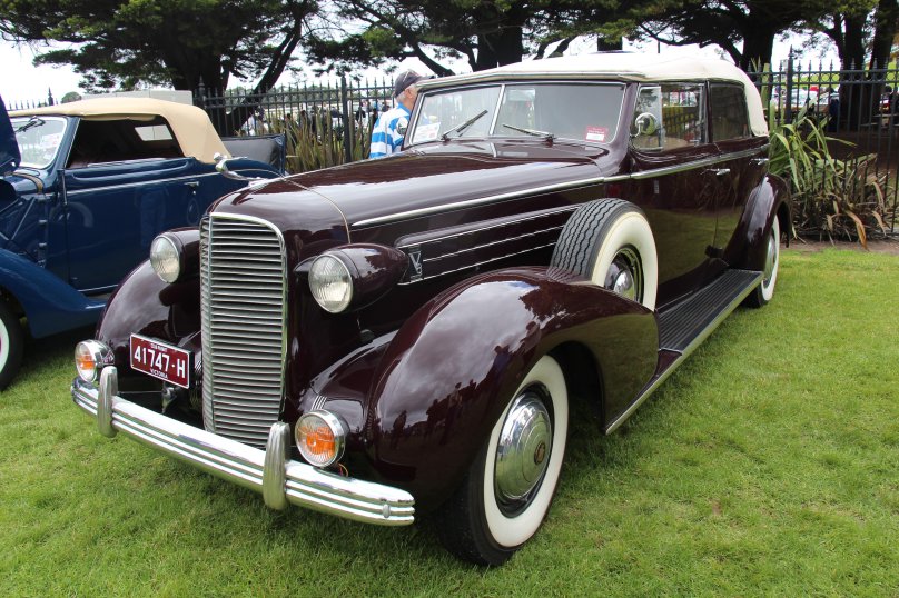 Cadillac Series 70 1936