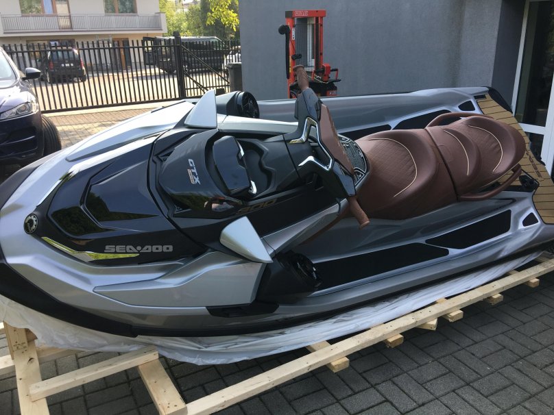 Гидроцикл BRP Sea-Doo GTX 300 Limited
