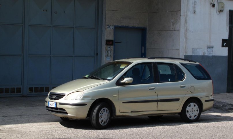 Тата индиго св индийская машина