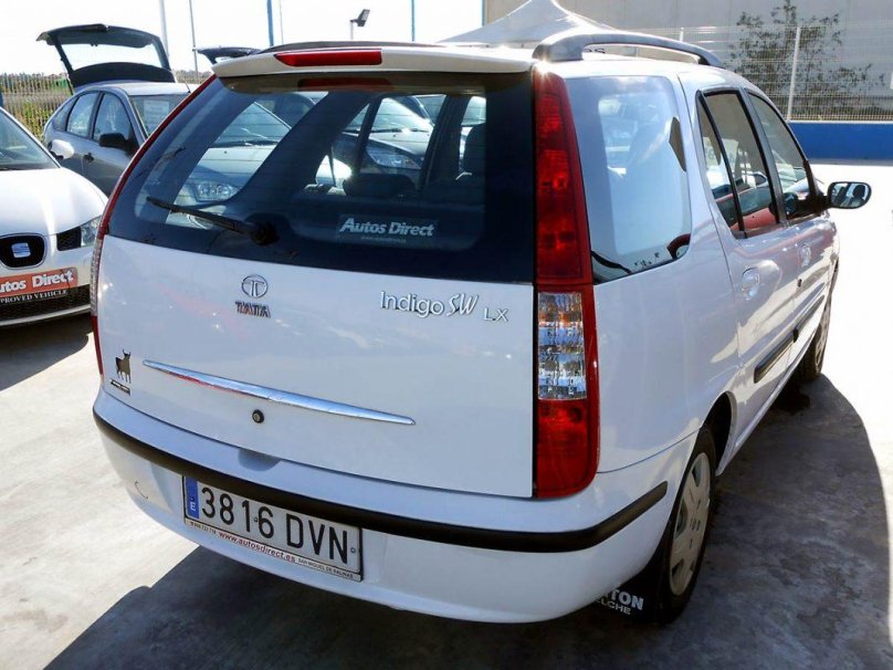 Машина тата индиго