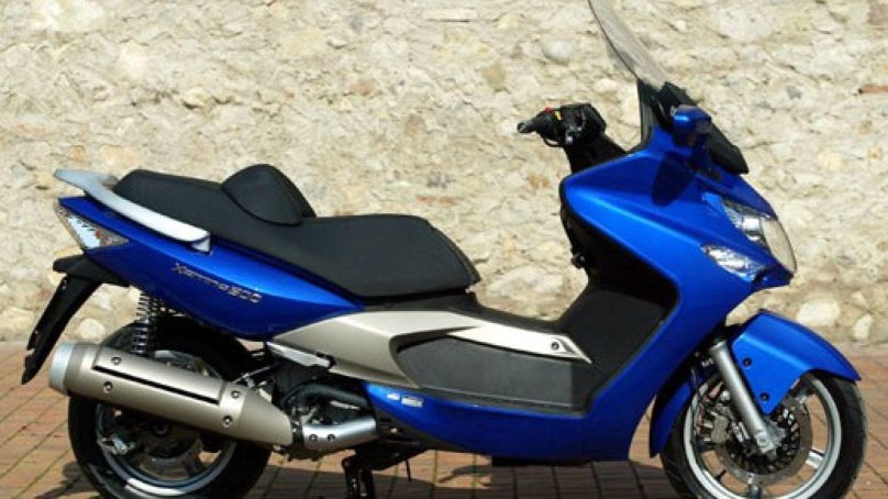 Макси скутер 125 кубов