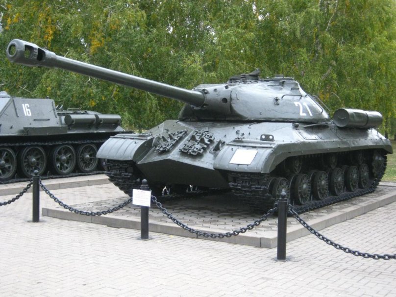 Танк Иосиф Сталин