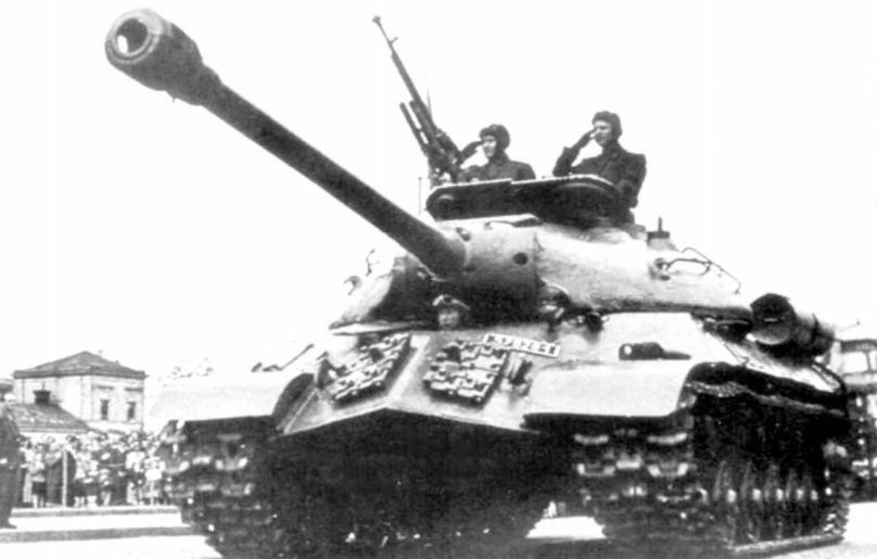 Танк Иосиф Сталин 3