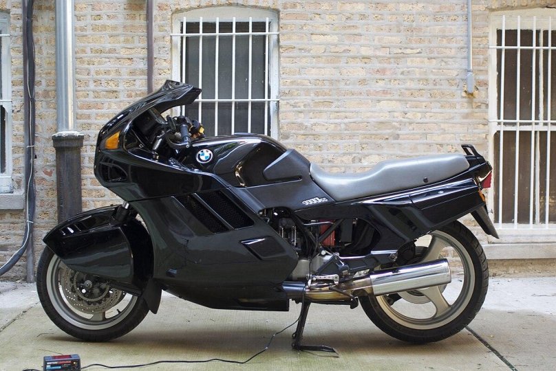 BMW k1 мотоцикл