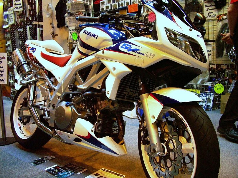 Suzuki sv1000s 2004
