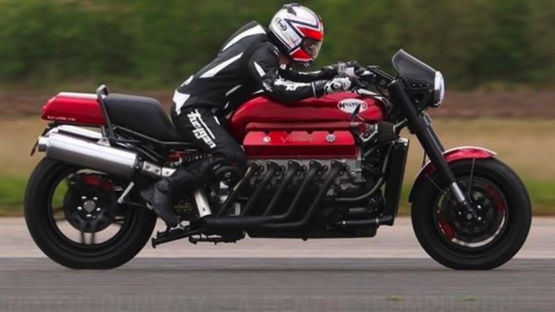 Мотоцикл с двигателем Додж Вайпер