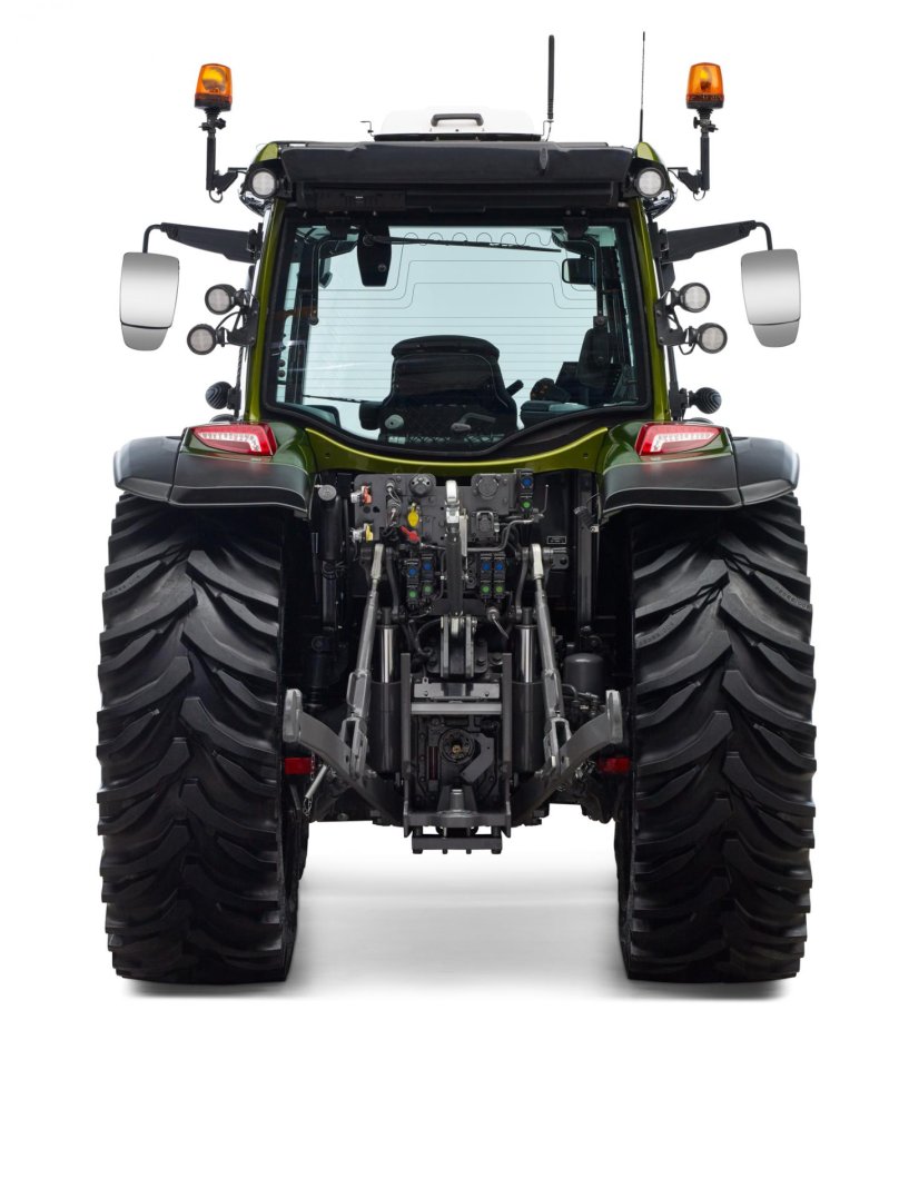Valtra n174v