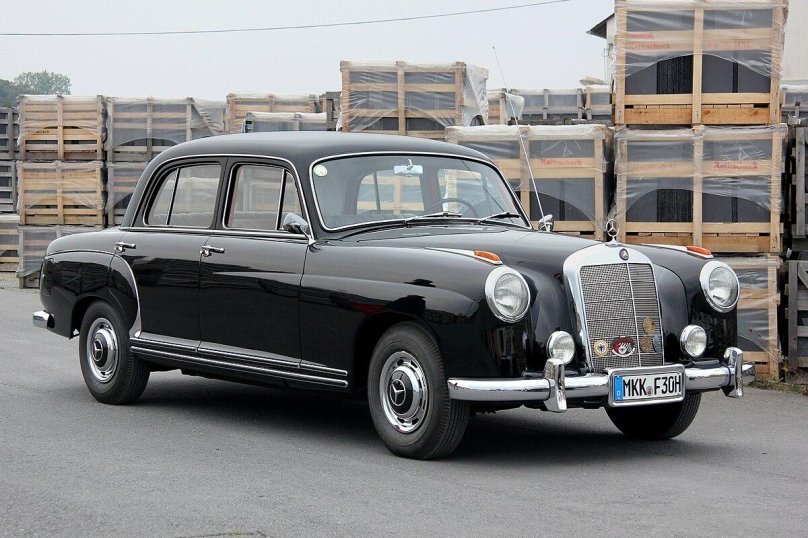 Mercedes-Benz w180