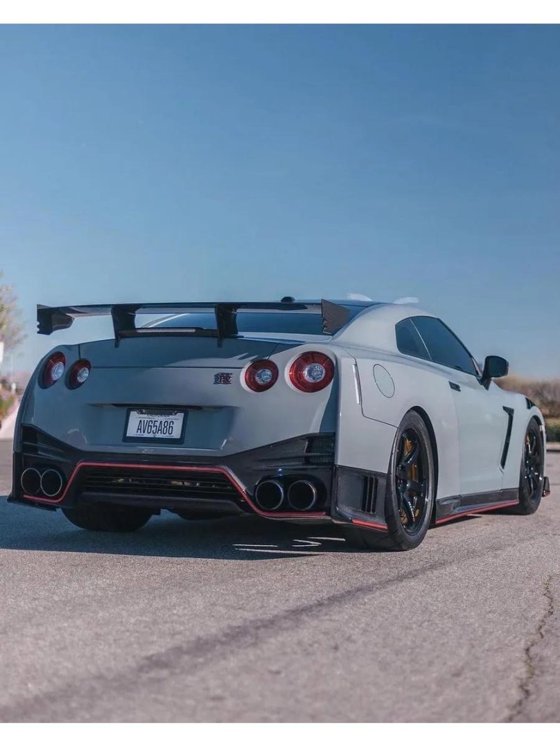 Nissan GTR r35 2022 Nismo