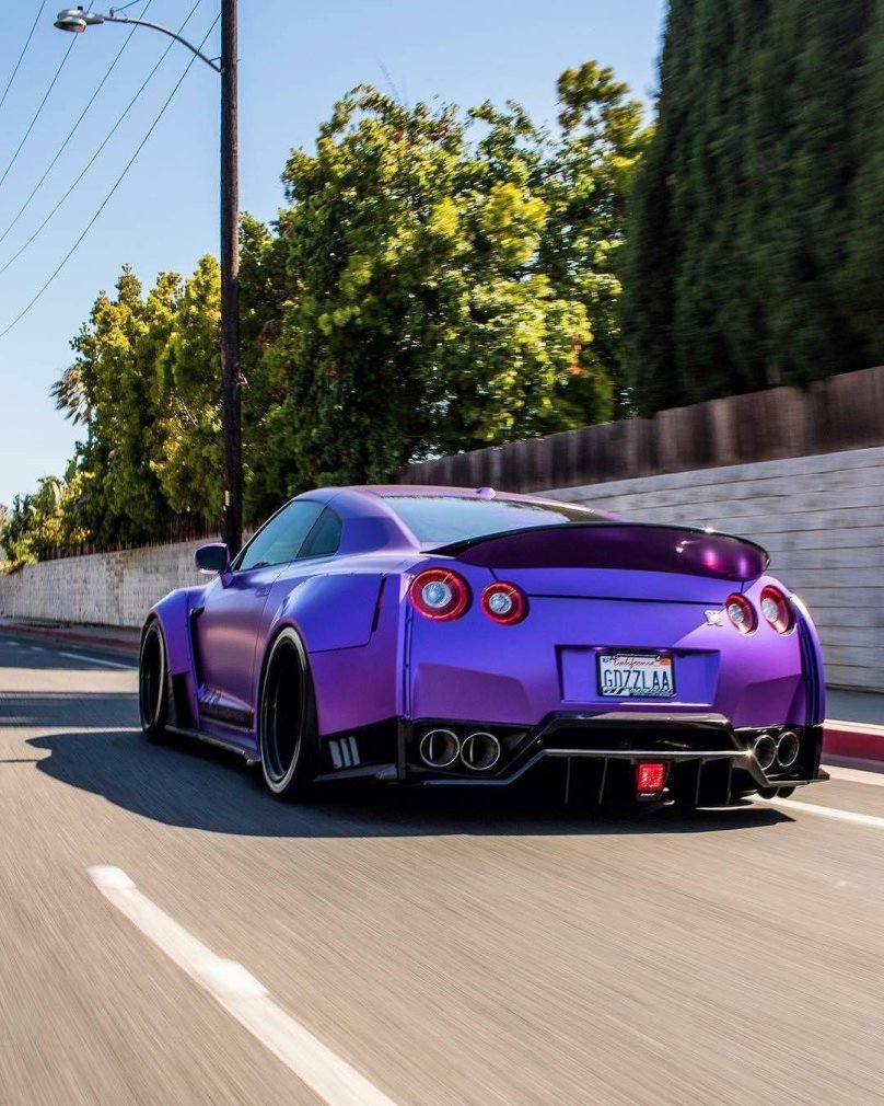 Ниссан ГТР р35