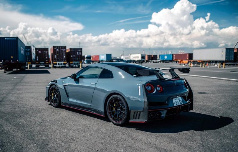 Nissan GTR r35 2023