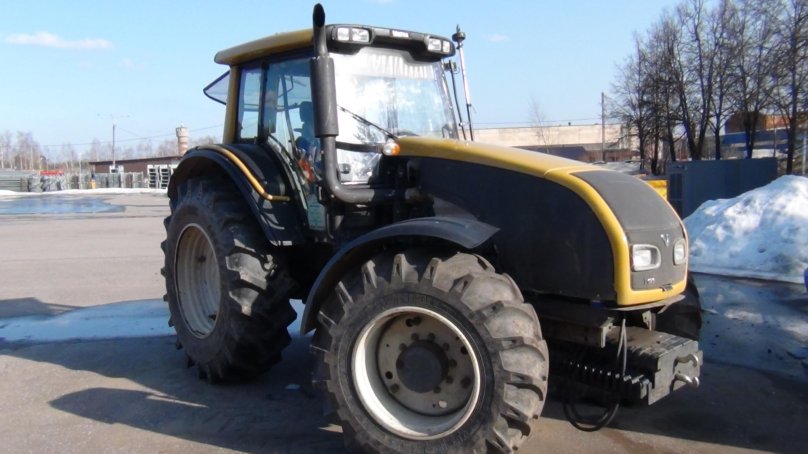 Финский трактор Valtra