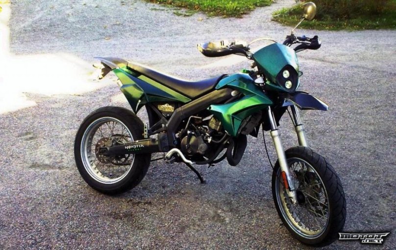 Мотард 600 кубов