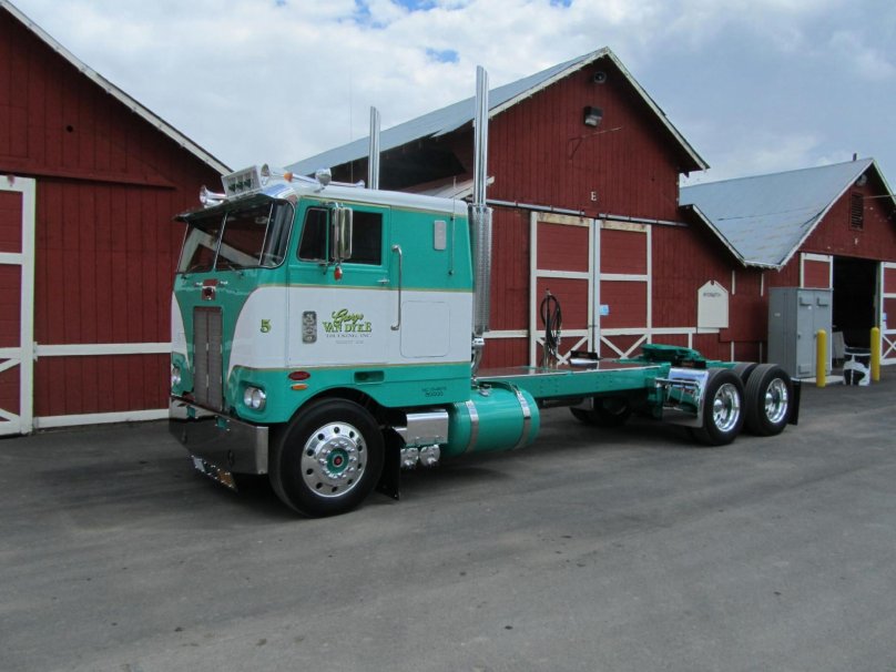 Cabover fs232